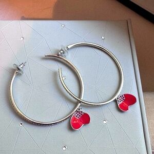 💖✨ Rhodium-Plated Crystal Hoop Earrings w/ Pink Heart Charms – Sparkly & Sweet!